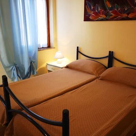 Casa Nadia Hotell *
